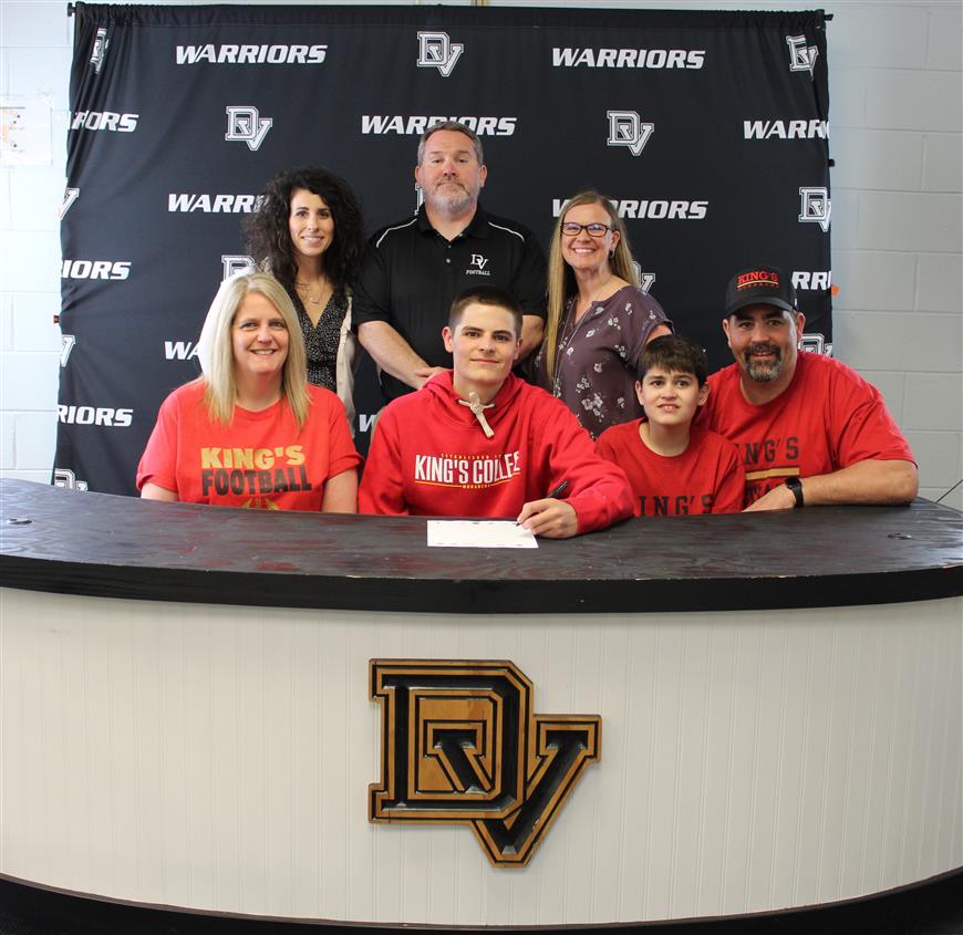 Senior football player Shane Anderson signed with King’s College – Division III.